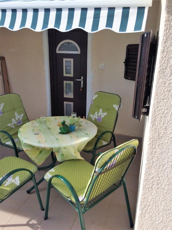 Apartments Lilly Zaboric Exterior foto